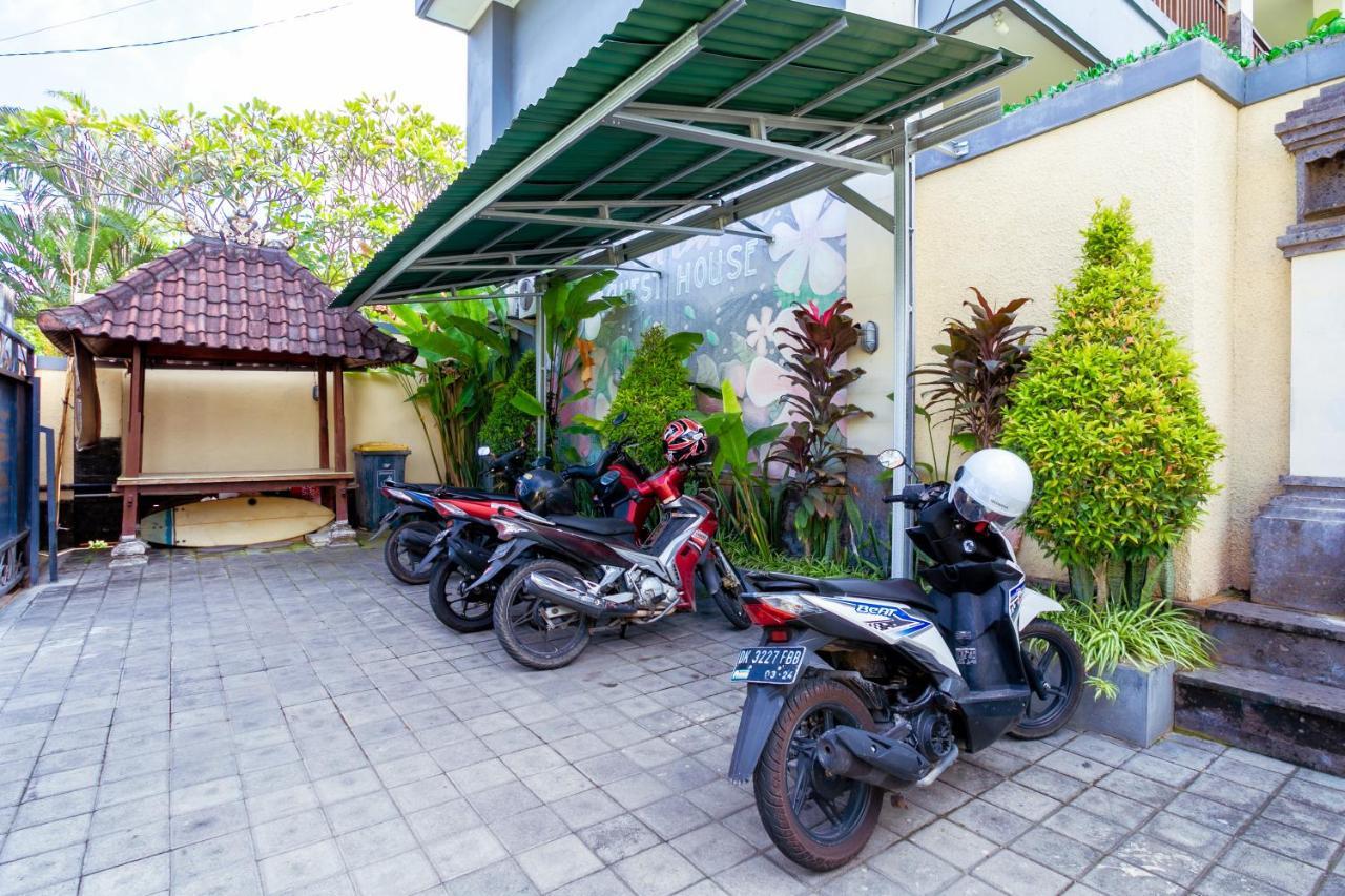 Sakura Guest House Canggu Kültér fotó